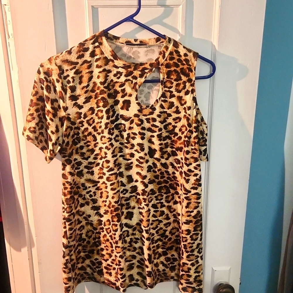 CHEETAH print off shoulder shirt